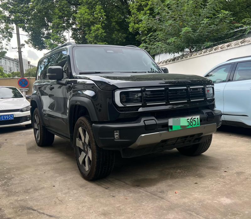 BAIC Beijing BJ40 Hybrid, 2025 — фото 3 из 10