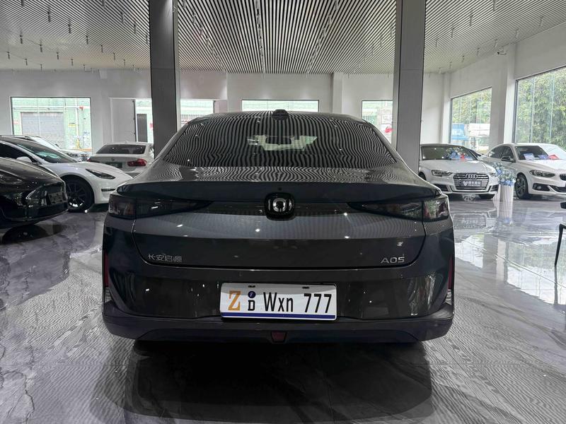 Changan Qiyuan (Nevo) A05, 2024 — фото 5 из 12