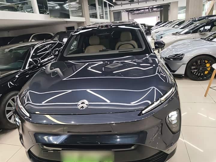 Nio ES8, 2023 — фото 3 из 9
