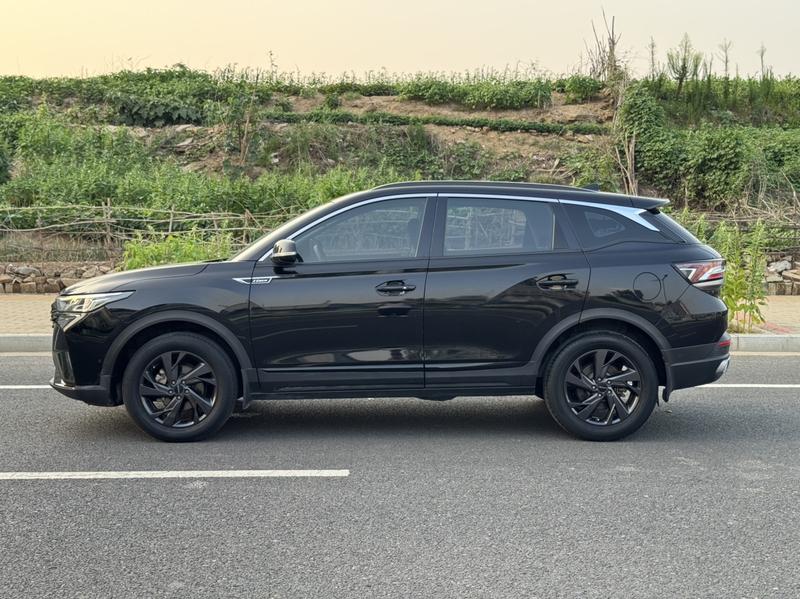 Dongfeng Aeolus AX7, 2022 — фото 4 из 12