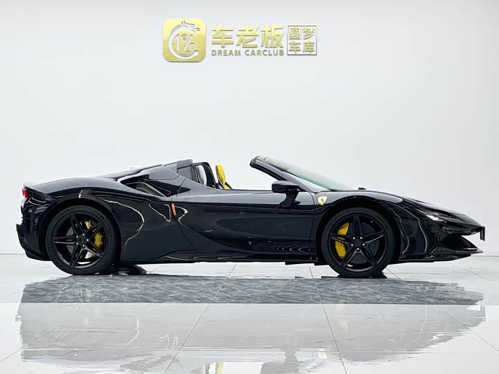 Ferrari SF90, 2023 — фото 8 из 9
