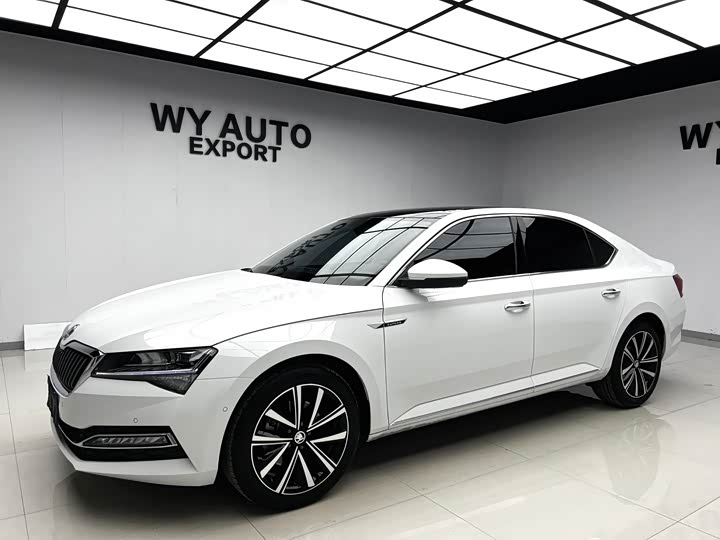 Skoda Superb, 2024 — купить в Москве под ключ