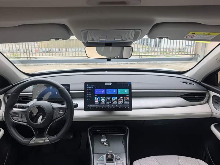 BYD Seal 05 DM-i Hybrid, 2024 — фото 4 из 9