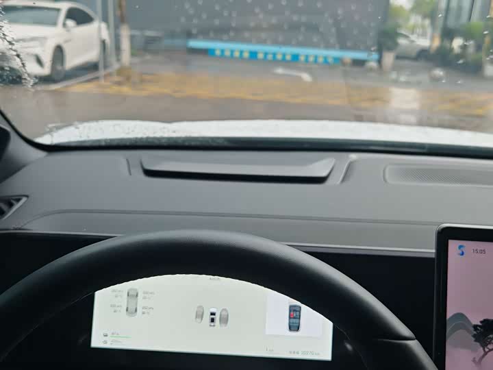 BYD Song L DM-i Hybrid, 2024 — фото 3 из 7