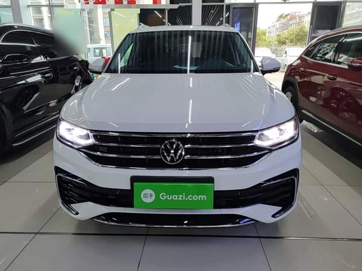 Volkswagen Tiguan L Pro, 2024 — фото 3 из 9