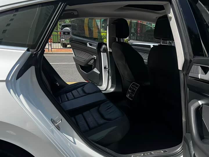 Volkswagen CC, 2023 — фото 9 из 9