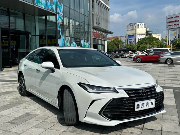 Toyota Avalon, 2023 — фото 6 из 9