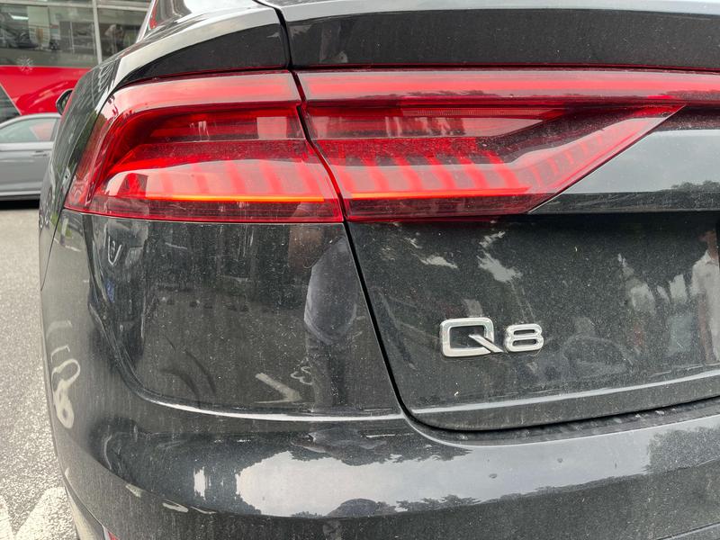 Audi Q8, 2022 — фото 7 из 12