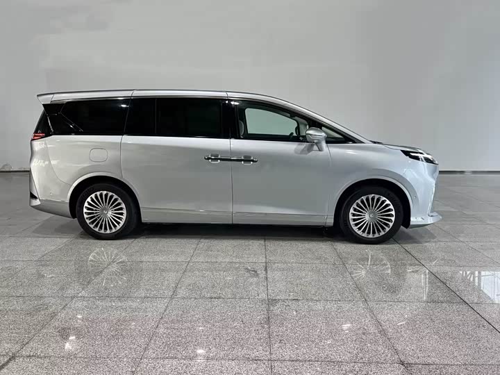 BAIC Arcfox Wendao V9, 2026 — фото 8 из 9
