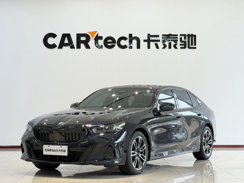 BMW 5 Series, 2025 — купить в Саратове под ключ