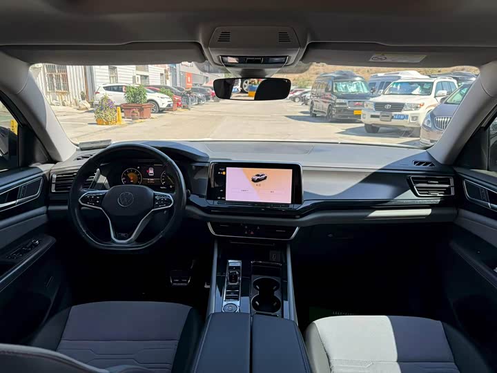 Volkswagen Teramont X, 2022 — фото 5 из 9