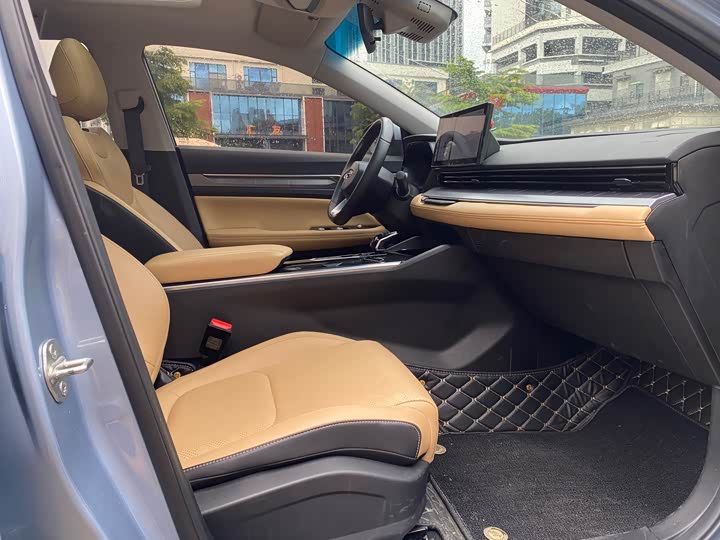 Geely Emgrand L Hi·P Hybrid, 2023 — фото 9 из 9