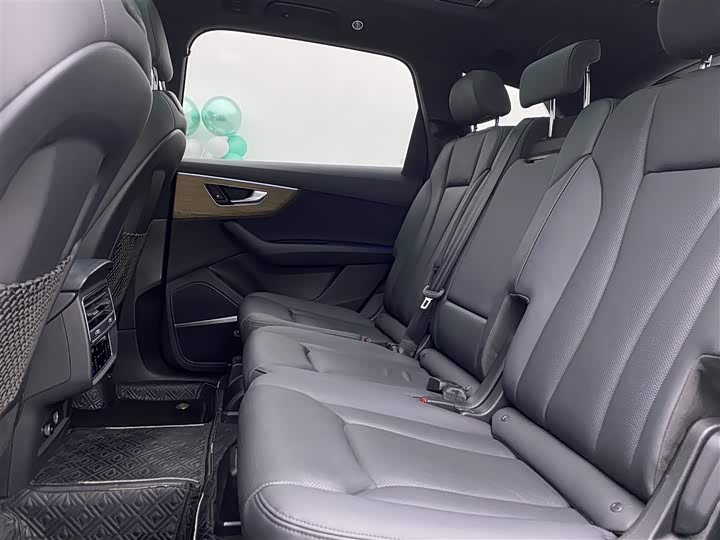 Audi Q7, 2021 — фото 7 из 9