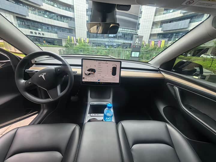 Tesla Model Y, 2022 — фото 8 из 9