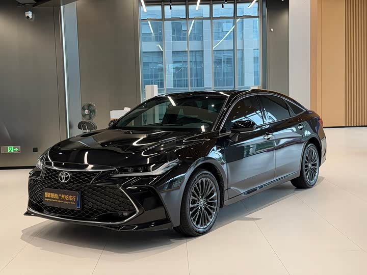 Toyota Avalon, 2023 — купить в Иванове под ключ