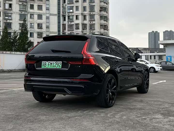 Volvo XC60 Hybrid, 2024 — фото 8 из 9