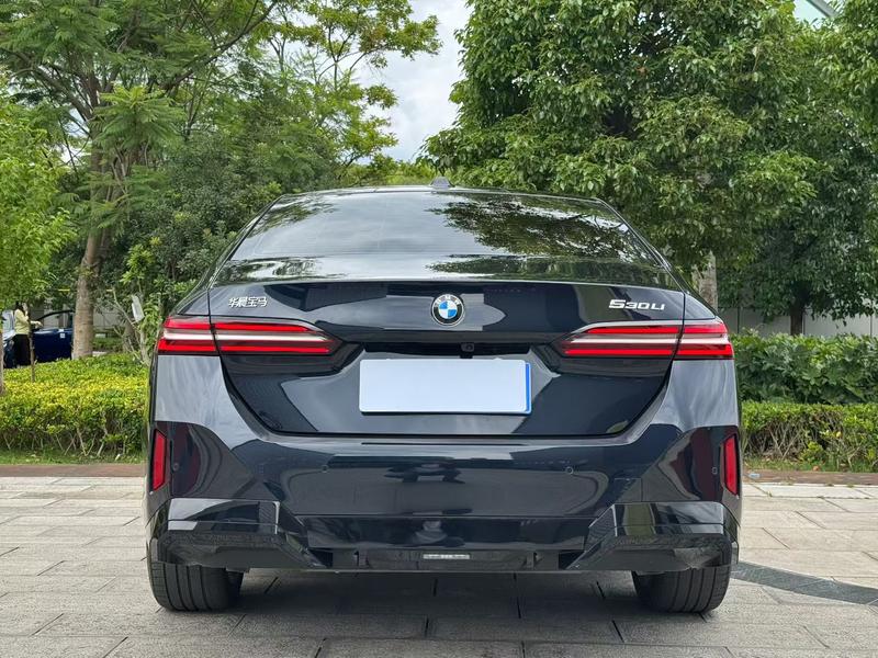 BMW 5 Series, 2025 — фото 5 из 10