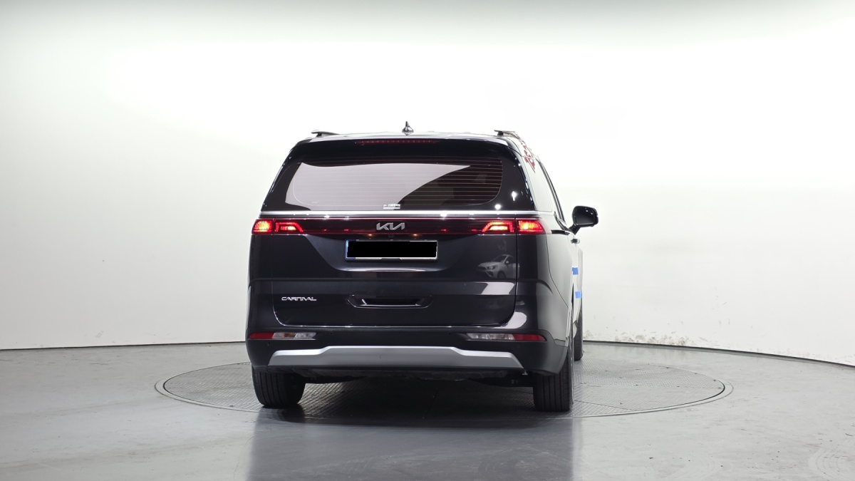 Kia Carnival, 2022 — фото 4 из 12