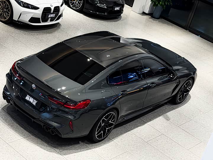 BMW M8, 2023 — фото 5 из 9