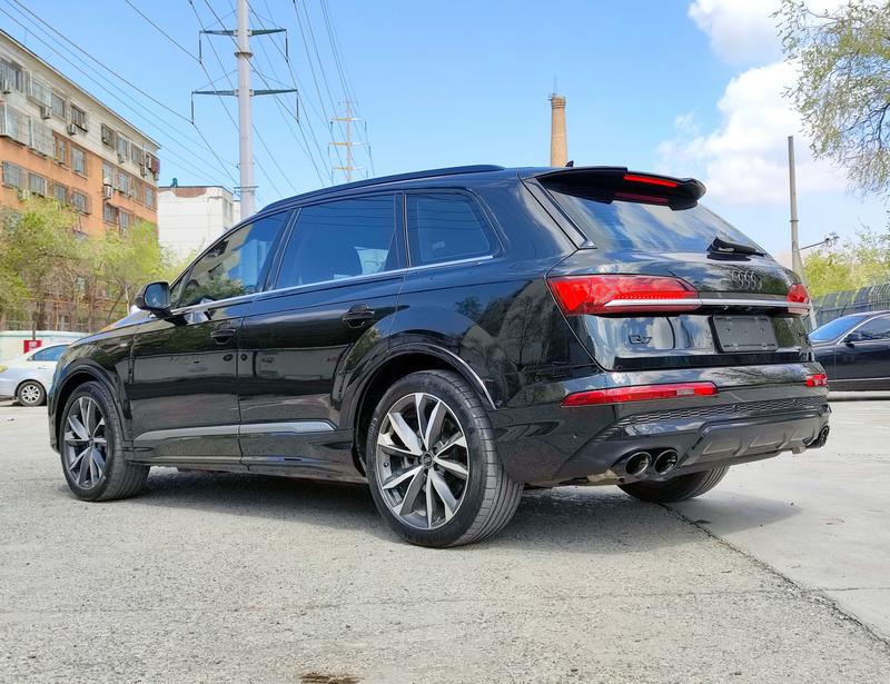 Audi Q7, 2023 — фото 4 из 12