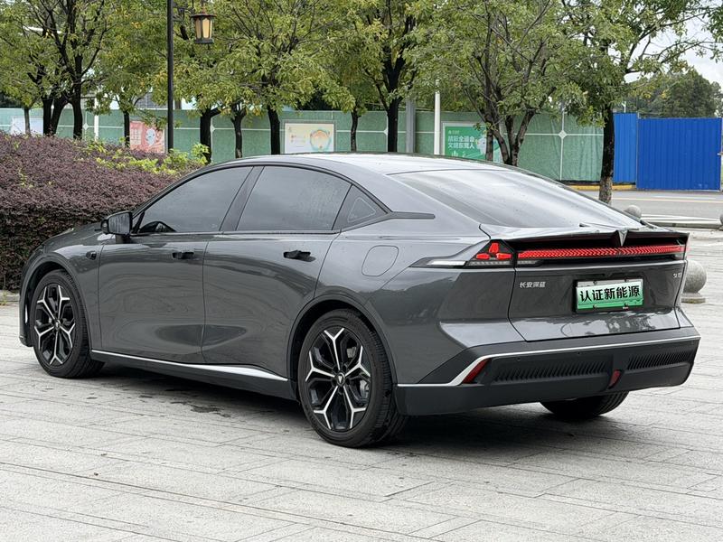 Changan Deepal SL03, 2025 — фото 5 из 12