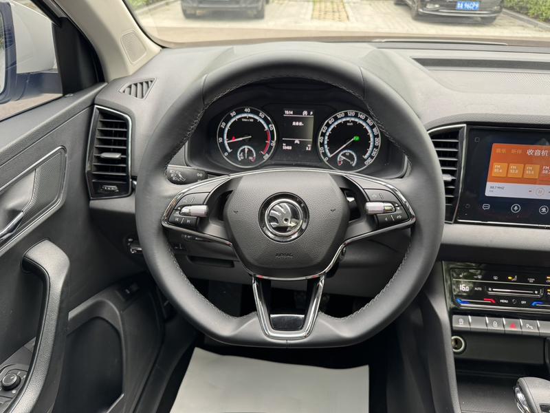 Skoda Karoq, 2021 — фото 10 из 12