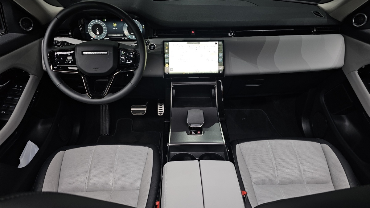 Land Rover Range Rover Evoque, 2023 — фото 7 из 12