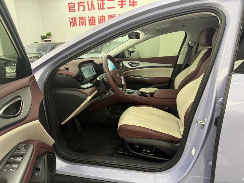 BYD Seal 07 EV, 2026 — фото 12 из 12