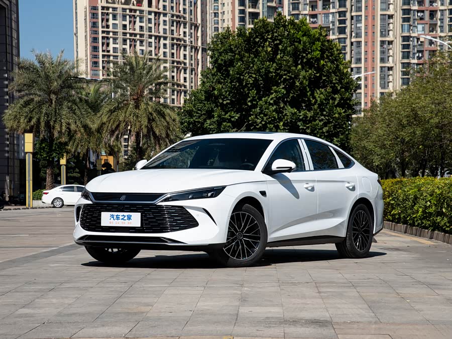 BYD Qin L, 2026 — купить в Оренбурге под ключ