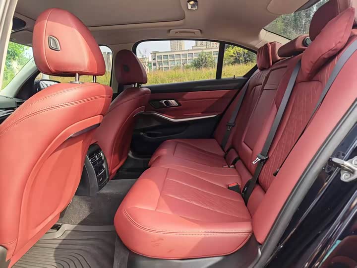 BMW i3, 2023 — фото 4 из 5