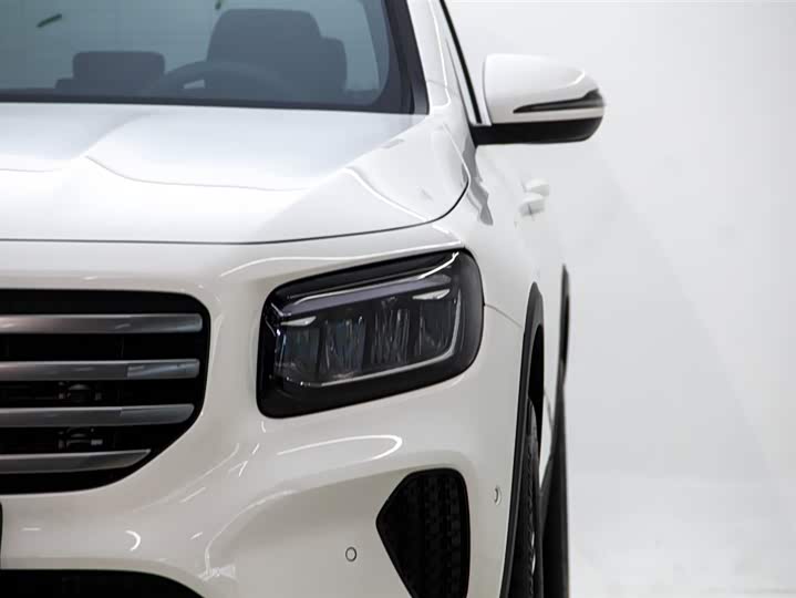 Mercedes-Benz GLB-Class, 2023 — фото 9 из 9