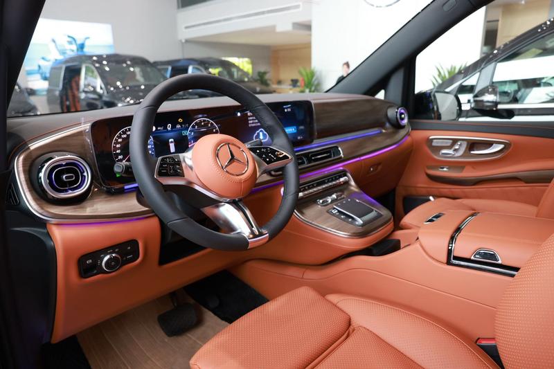 Mercedes-Benz V-Class, 2025 — фото 4 из 7