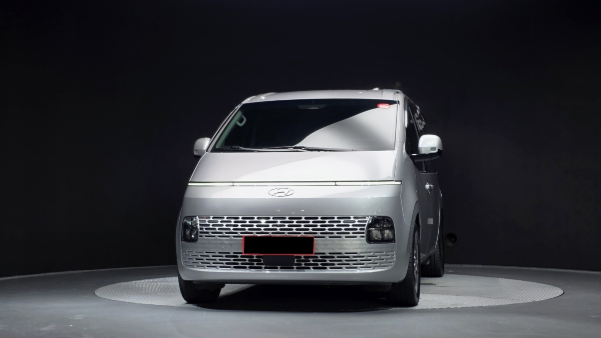 Hyundai Staria, 2023 — фото 3 из 12