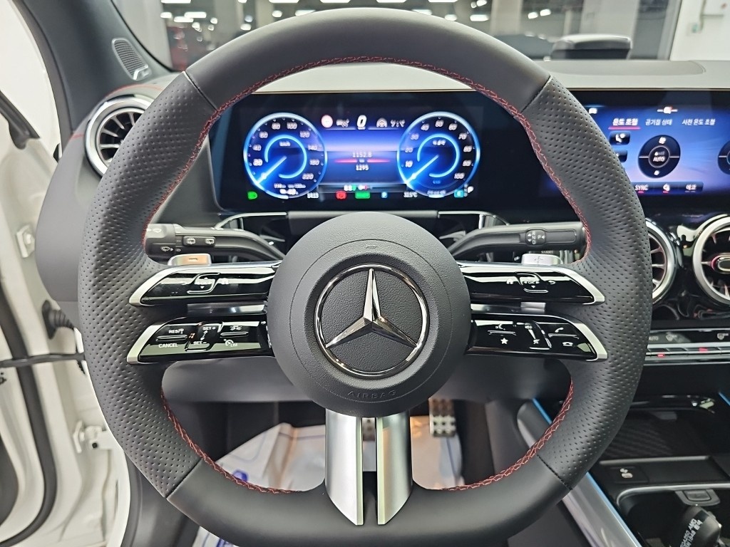 Mercedes-Benz EQA, 2025 — фото 9 из 12