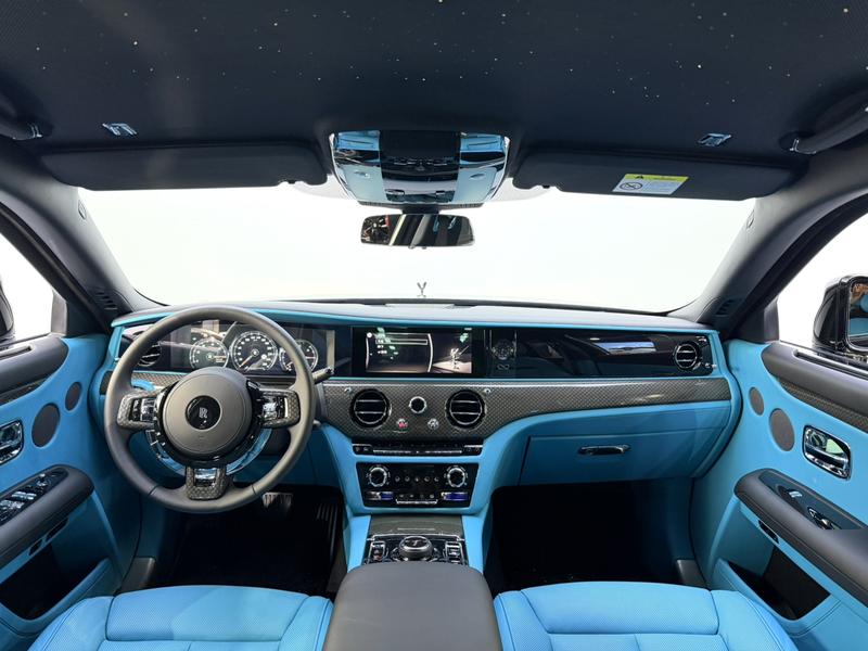 Rolls-Royce Ghost, 2023 — фото 6 из 12