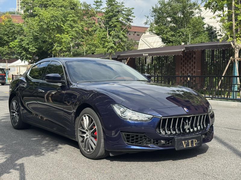 Maserati Ghibli, 2021 — фото 3 из 12
