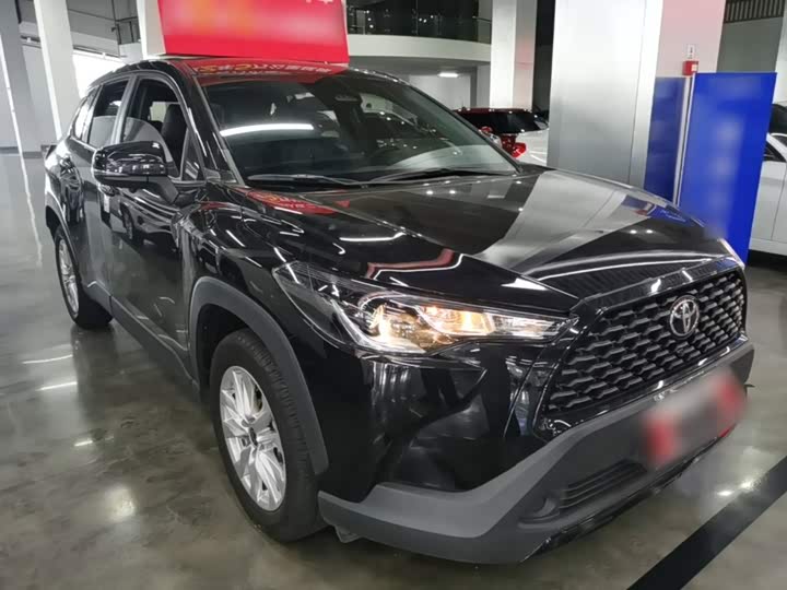 Toyota Corolla Cross, 2024 — фото 4 из 9