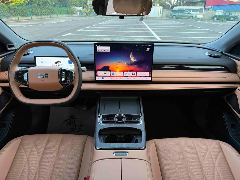 Geely Galaxy Starshine 8 EM-i, 2025 — фото 7 из 12