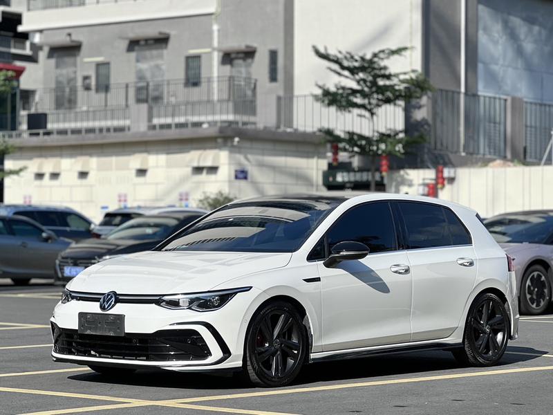 Volkswagen Golf, 2022 — купить в Перми под ключ
