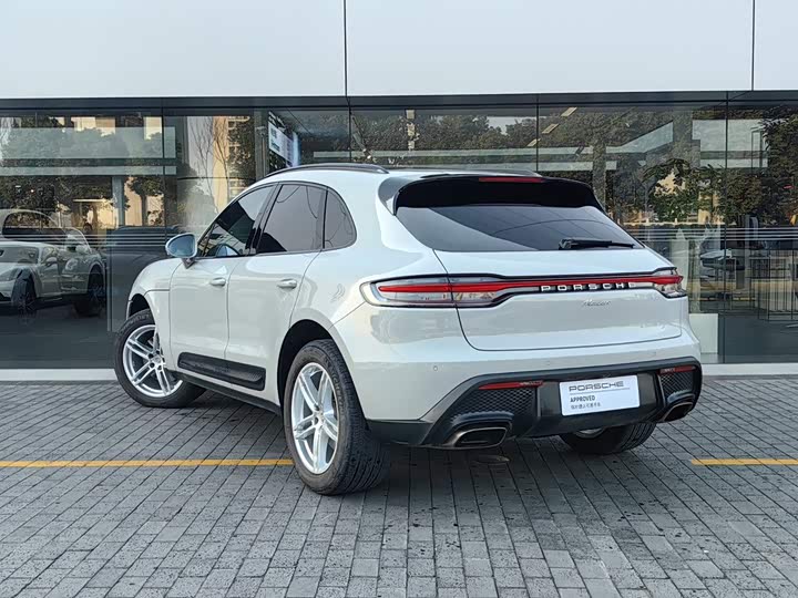 Porsche Macan, 2022 — фото 3 из 9