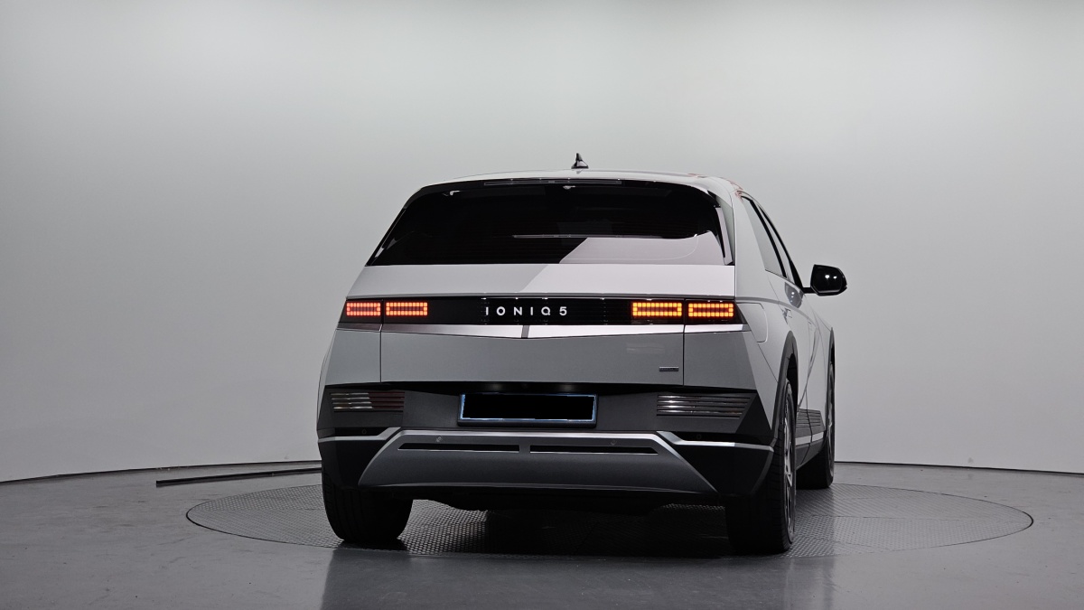 Hyundai Ioniq 5, 2021 — фото 4 из 12