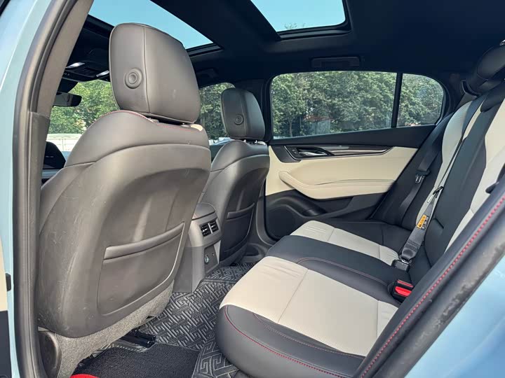 Cadillac CT5, 2025 — фото 5 из 9
