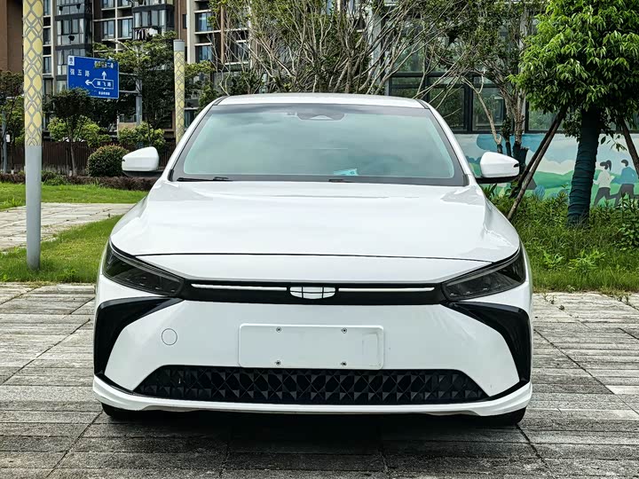 Geely Geometry G6, 2023 — фото 2 из 9
