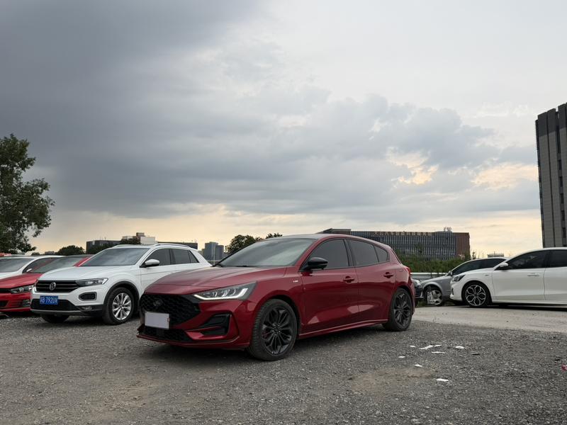 Ford Focus, 2022 — купить в Ульяновске под ключ