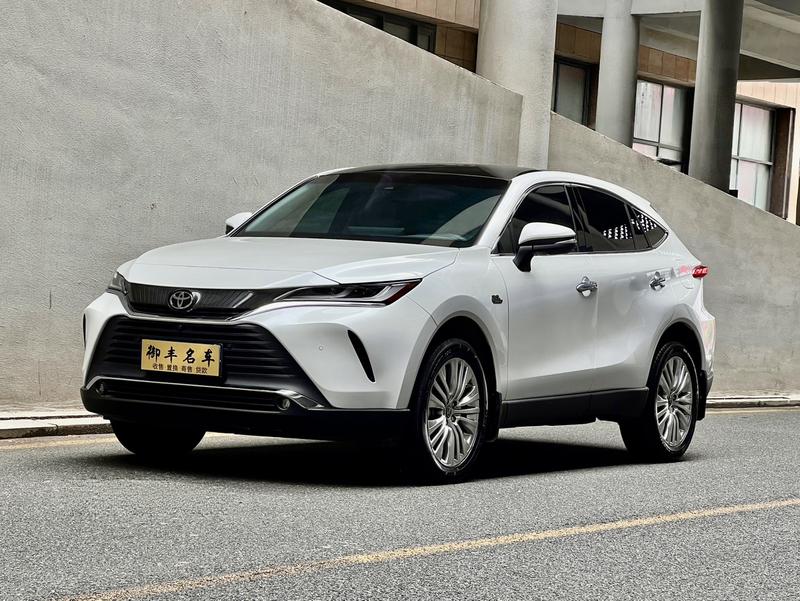 Toyota Harrier, 2023 — купить в Липецке под ключ