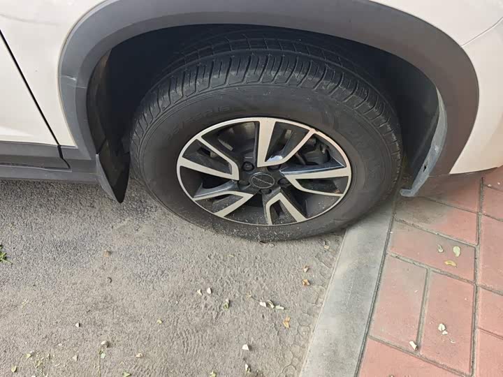 Dongfeng Forthing T5, 2021 — фото 8 из 9