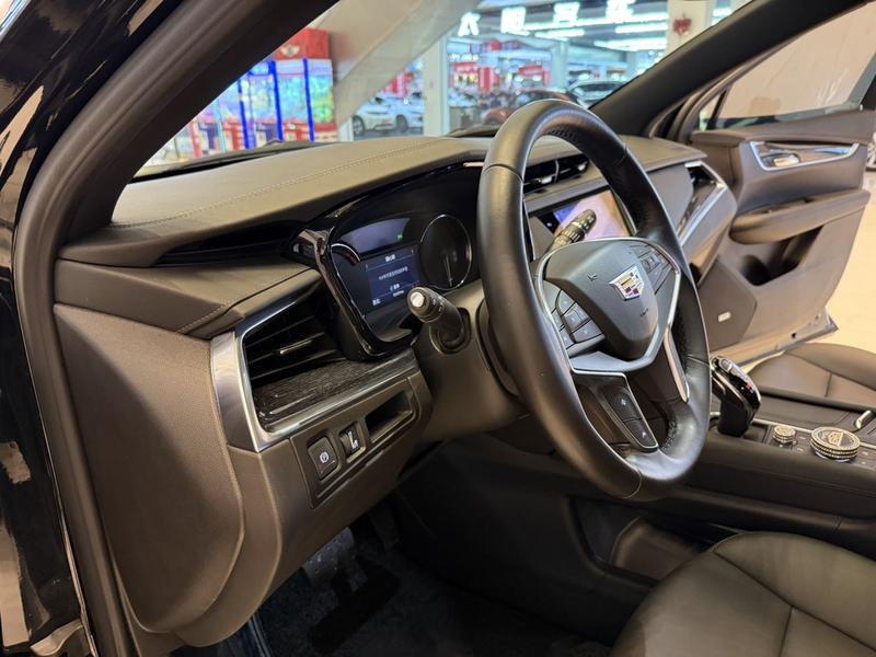 Cadillac XT5, 2023 — фото 8 из 12