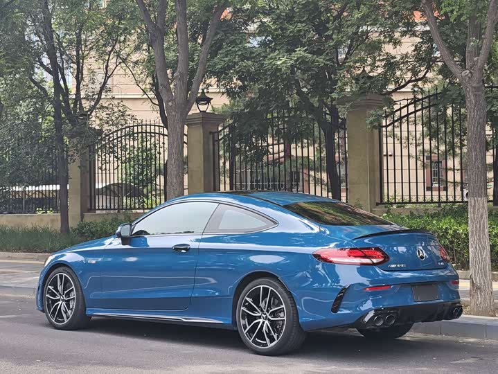 Mercedes-Benz C-Class AMG, 2023 — фото 3 из 9