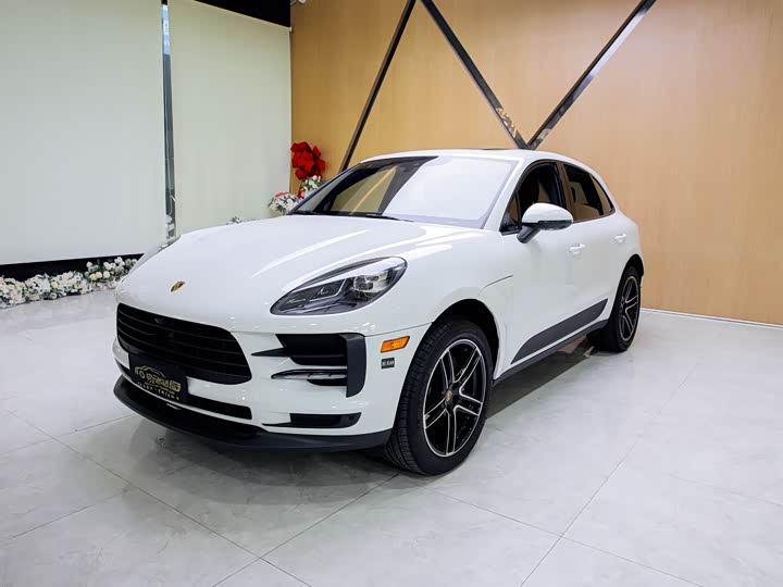 Porsche Macan, 2025 — купить в Калуге под ключ