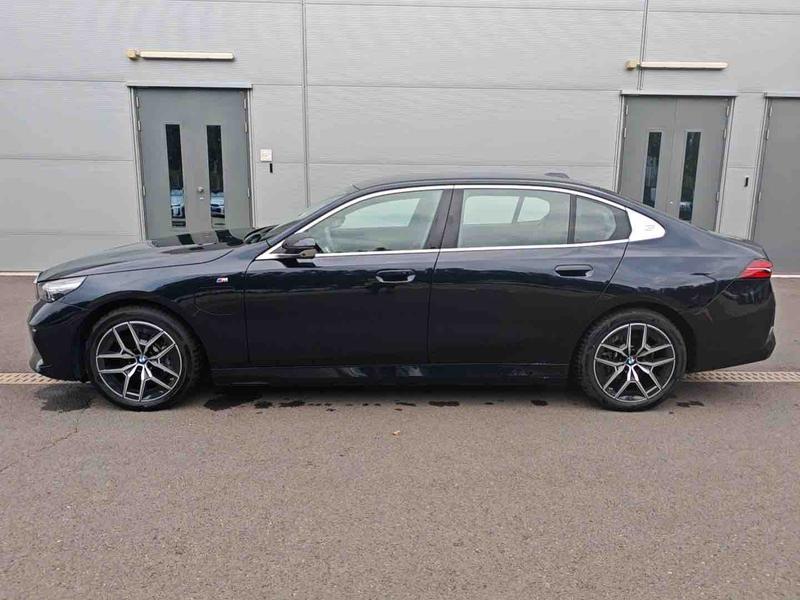 BMW i5, 2025 — фото 3 из 12